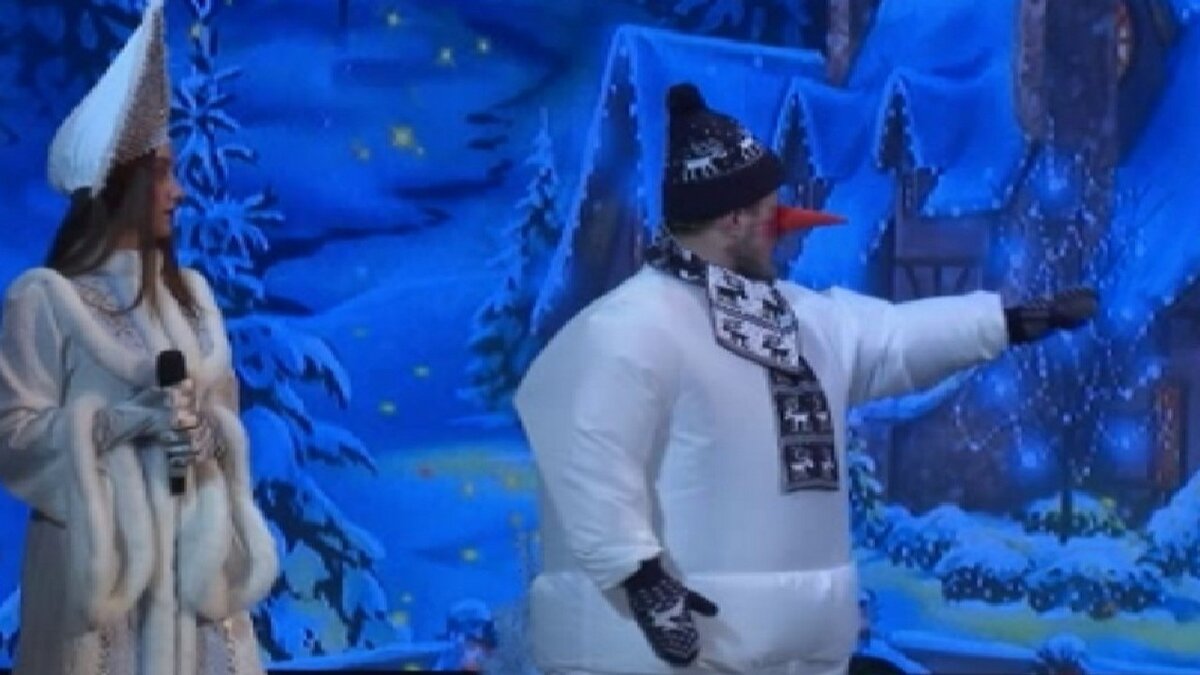    Артисты областного Дома народного творчества приглашают юных курян отправиться в "Гирляндию"