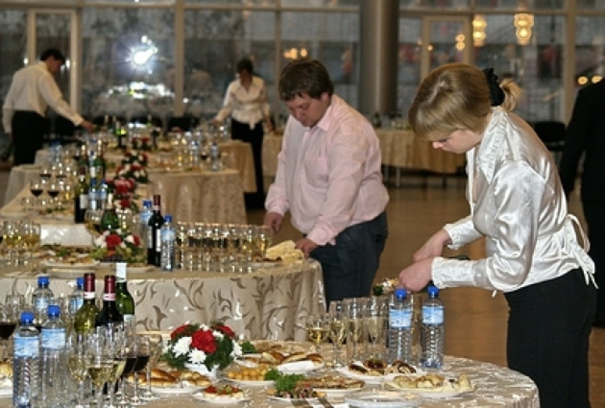    3 млн в Оренбуржье запланировало правительство на банкеты