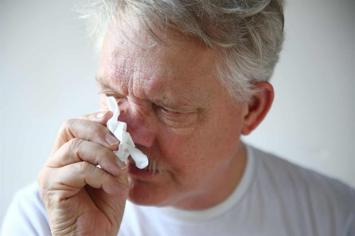Запах в носу причины лечение