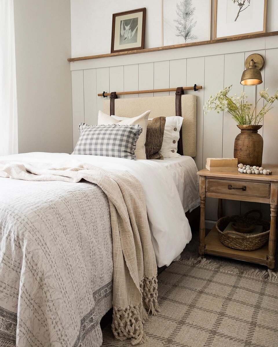    Соцсети блогера house_of_7feathers