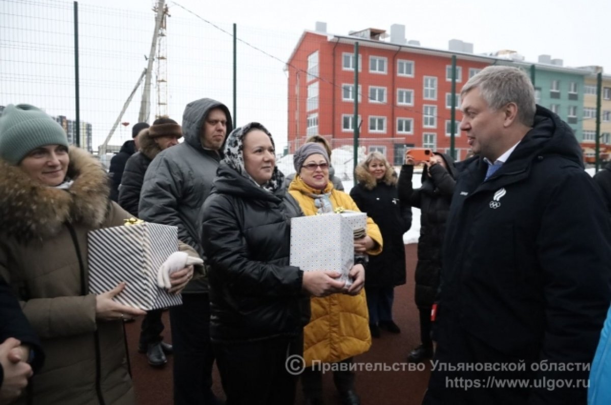    Обманутые дольщики из микрорайона «Запад-1» получили ключи от квартир