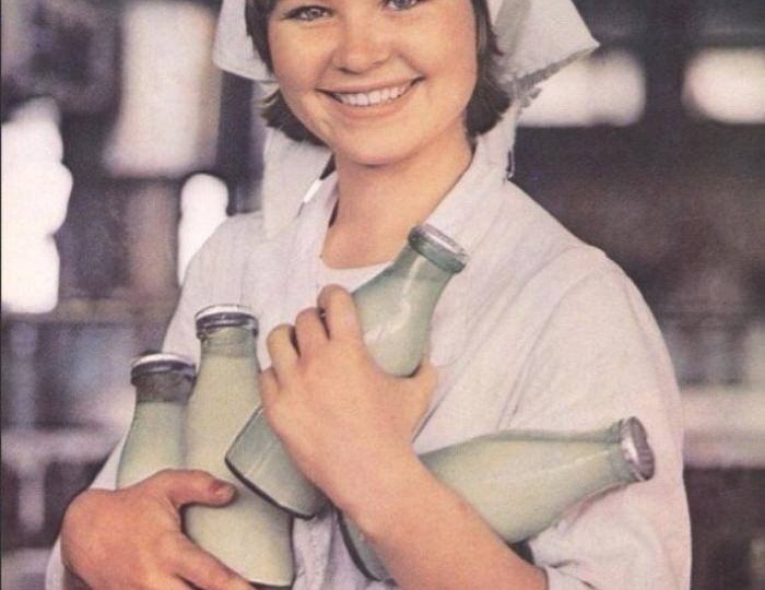 Как по цвету крышки в СССР влет определяли, что налито в молочной бутылке