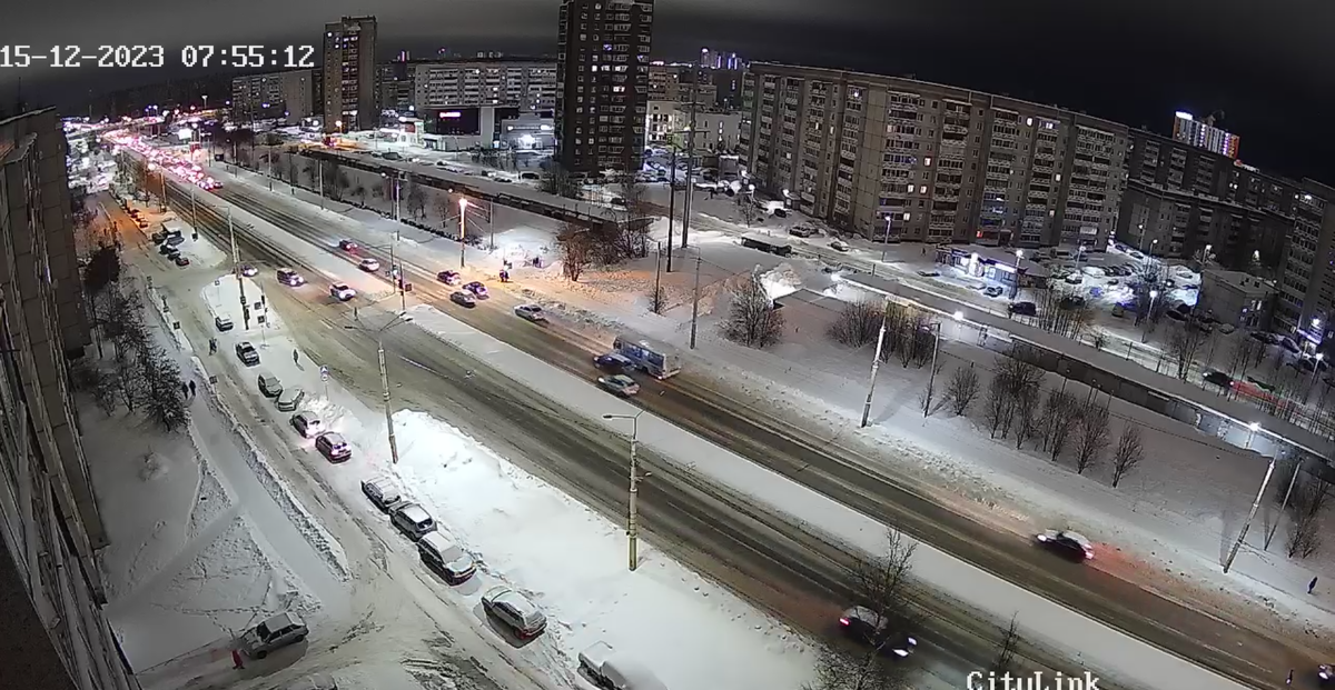    Родители в Петрозаводске рассказали об опасном участке дорогескриншот с записи камер видеонаблюдения CityLink