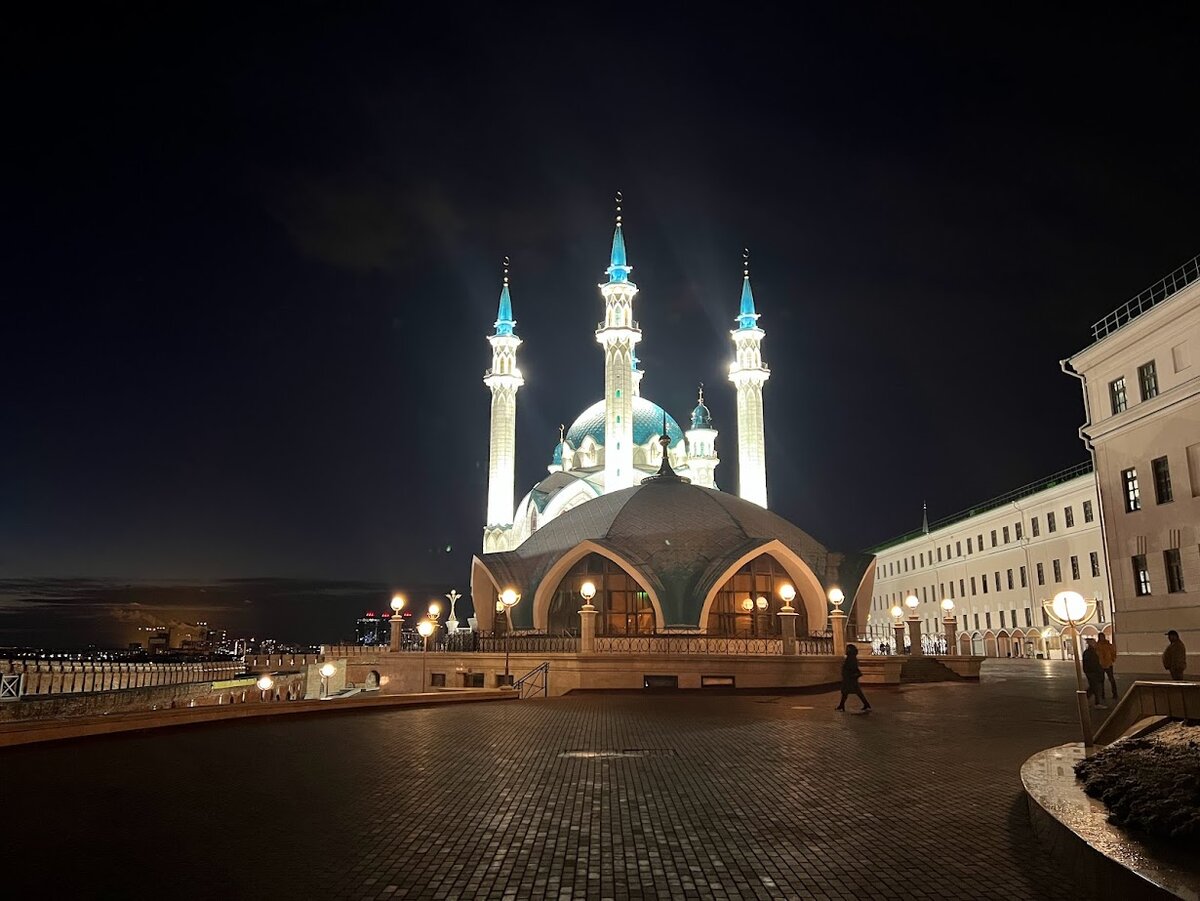 Мечеть Кул-Шариф на территории Казанского Кремля (Фото Евгения Терентьева)