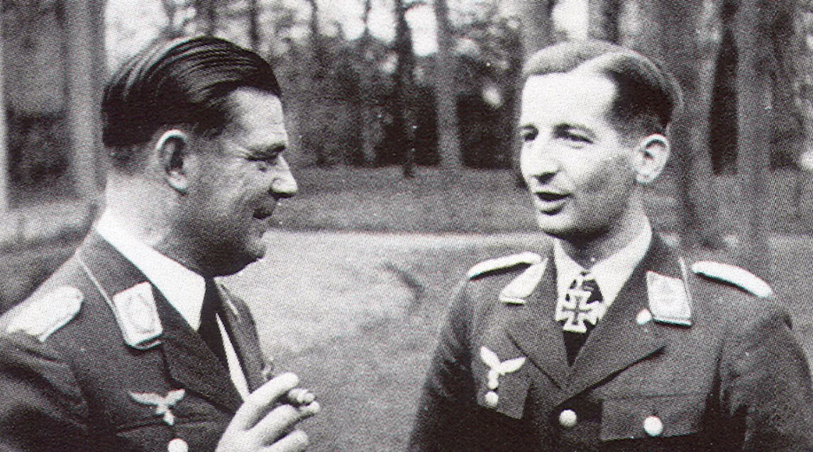 Вальтер Швабедиссен (слева). Изображение из открытых источников