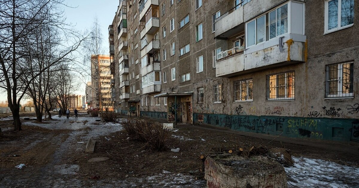 Двор хрущевки фото Что люди думают о Хрущёвках? Горькая правда, с которой трудно не согласиться Вла
