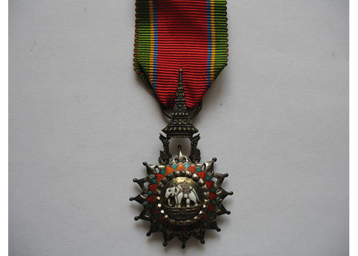 Орден белого слона 5-й степени (аверс).