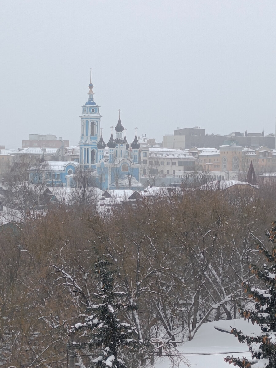 Просто пришла зима.Успенский храм.г.Калуга.