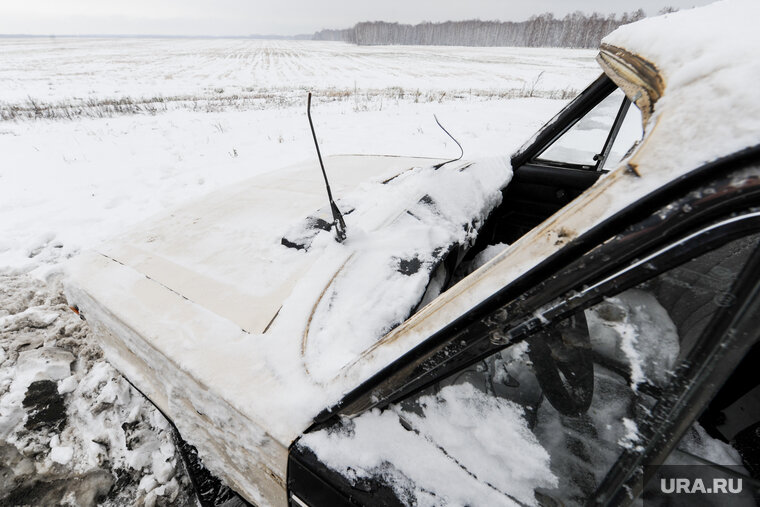    Электромобиль съехал в кювет на трассе Екатеринбург-Тюмень