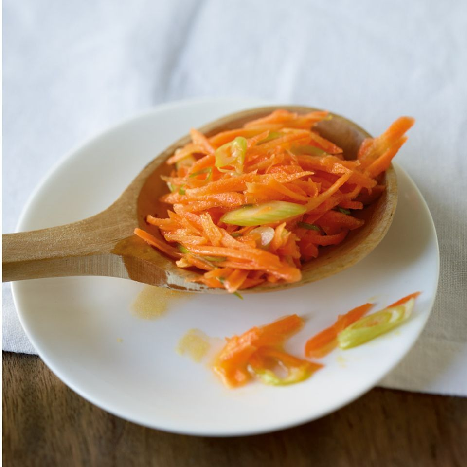 Морковный салат с орешками: мой любимый рецепт | Просто с Марией | Дзен