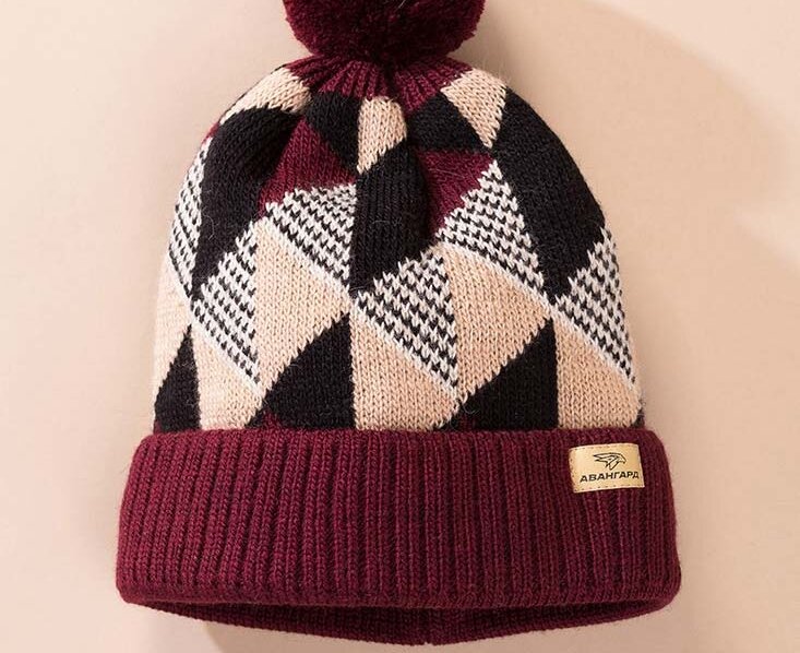    Шапка из хоккейной коллекции. Её стоимость — 1 690 рублей. Фото: Простошапка