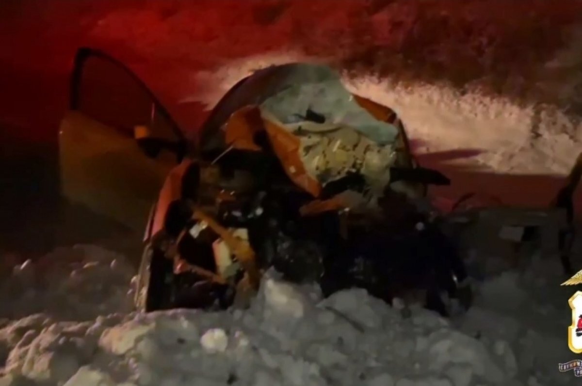    Водитель иномарки погиб на месте.