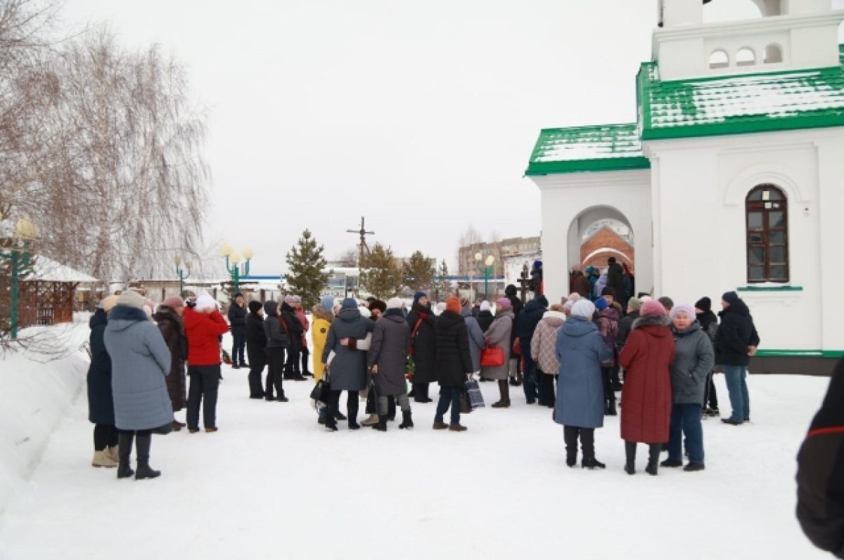 В Заринске началось прощание с известным танцором Дмитрием Красиловым