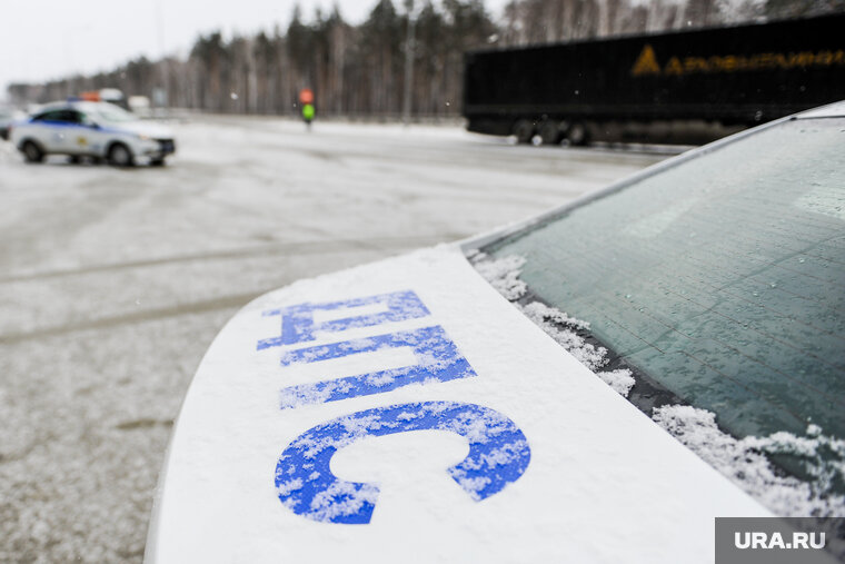    Госавтоинспекция открыла одну из полос для движения по трассе