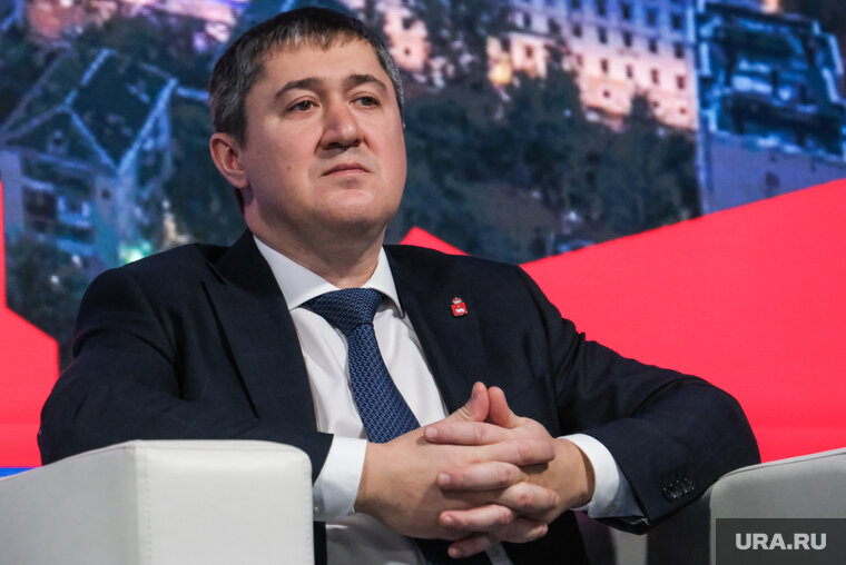    Дмитрий Махонин исключил экс-мэра Перми из состава совета