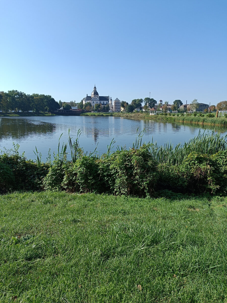 все фото автора, все галереи листаются, в каждой галерее 15 фото