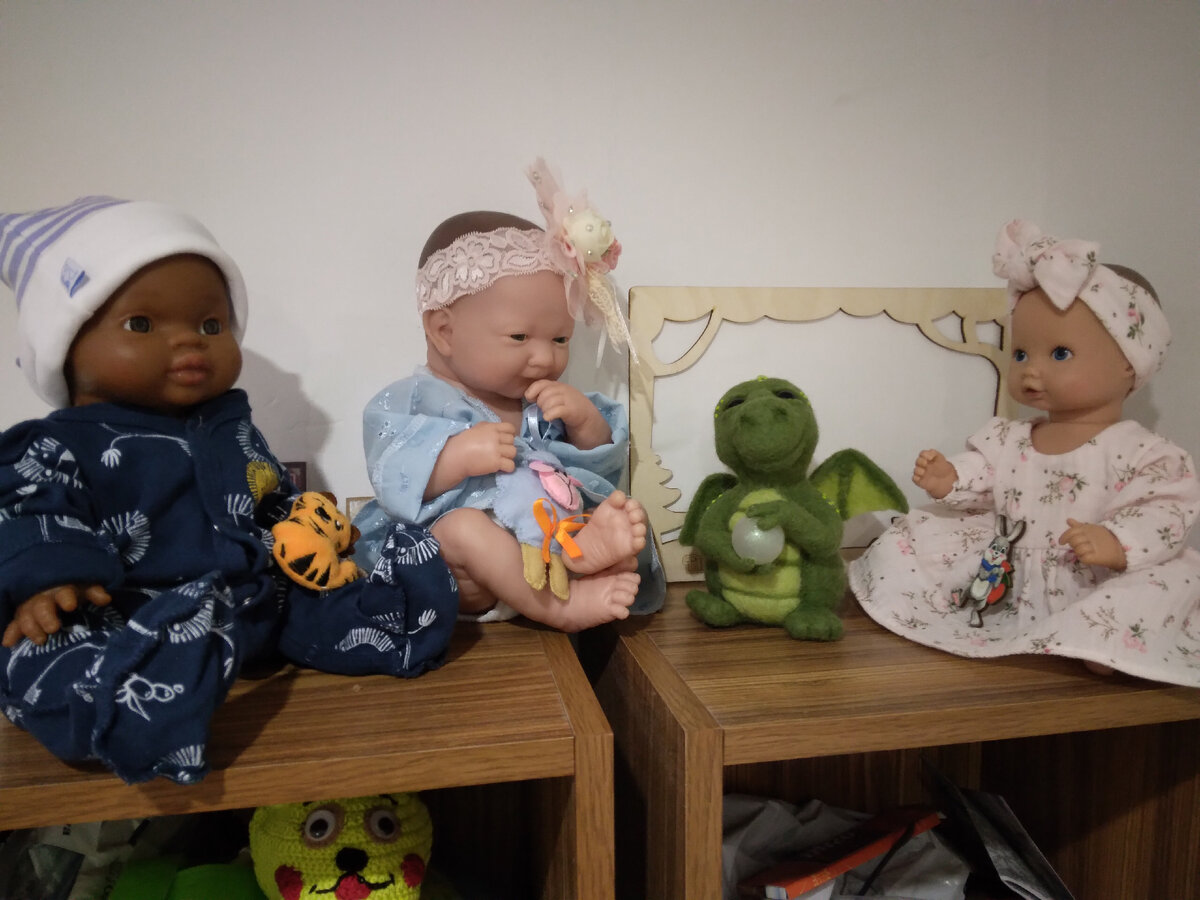 В яслях веселье.