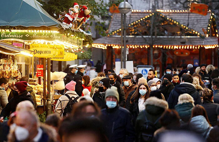    Kai Pfaffenbach/Reuters