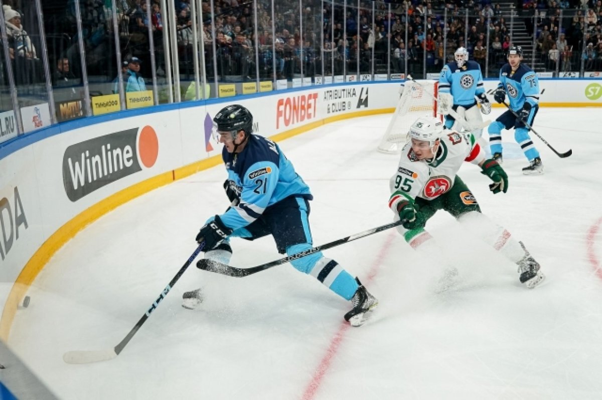    Второй раз за сезон казанский «Ак Барс» уступил «Сибири»