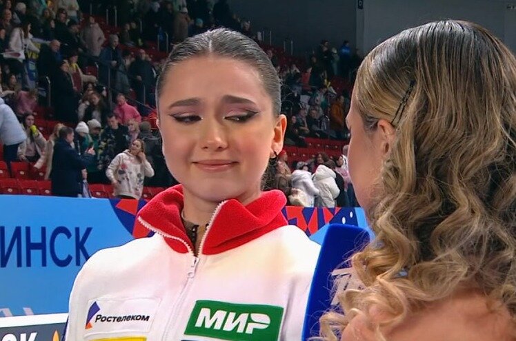 Валиева стала лишь третьей на чемпионате России. Фото-скрин с трансляции Первого канала