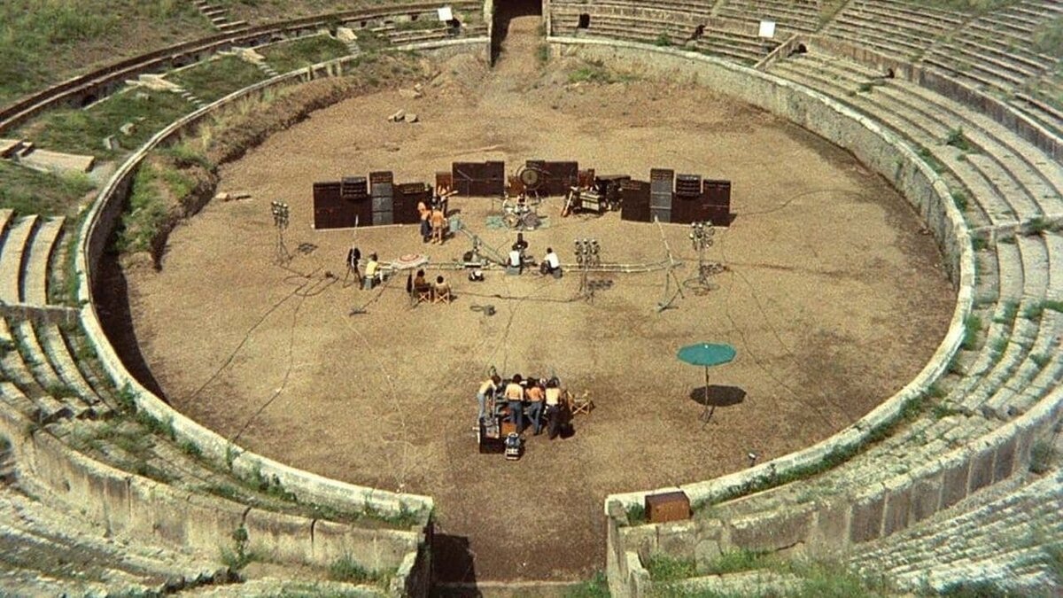 Pink Floyd "Live At Pompeii" - Amphitheatre 
