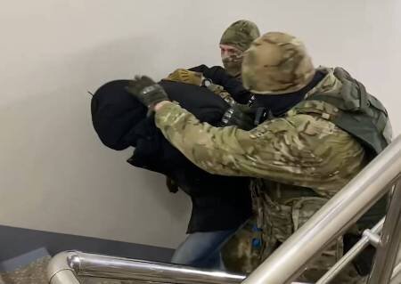    Взрывчатка в ведре, мультиварке и пылесосе: ФСБ продолжает отлов проукраинских террористов