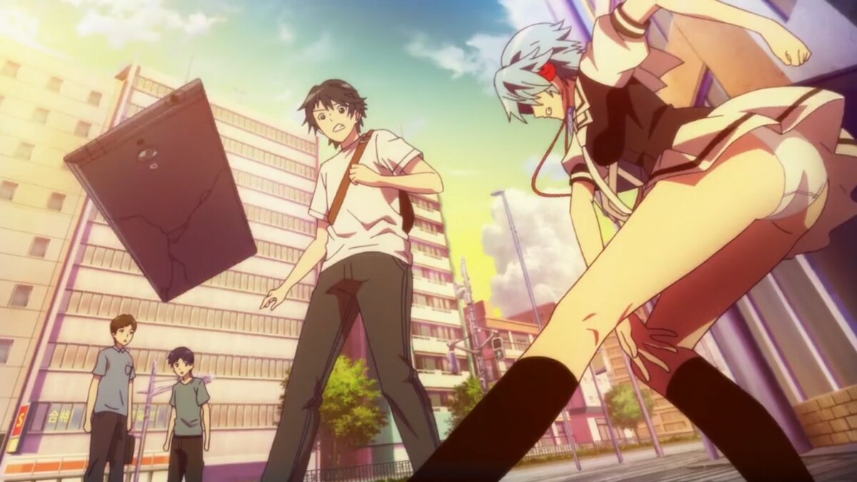 -Ты всё видел?!! Фотографируешь?!!...  ...От злости, что парень видел её трусики, девушка кидает телефон об асфальт, а потом...