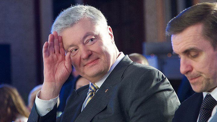 ТЕМУ СТАРОГО КОНЯ, КОТОРЫЙ БОРОЗДЫ НЕ ИСПОРТИТ, ГОТОВИТСЯ ОТЫГРАТЬ ЭКС-ПРЕЗИДЕНТ ПЁТР ПОРОШЕНКО. ФОТО: ALEKSANDR GUSEV/KEYSTONE PRESS AGENCY/GLOBAL LOOK PRESS