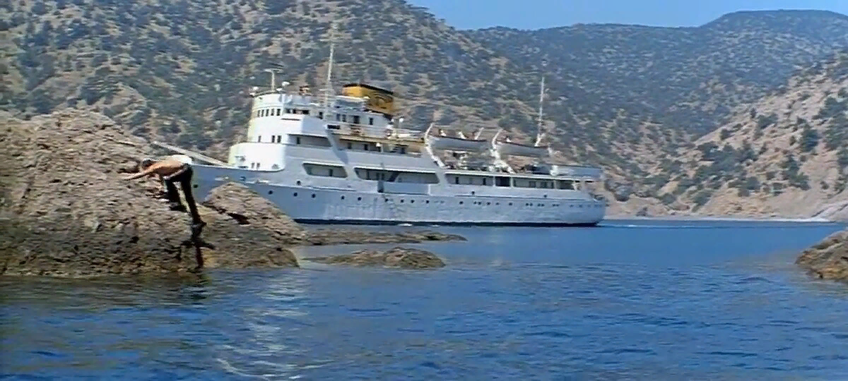 Сцена из "Пиратов ХХ века". Фото из открытых источников Яндекс.Картинки