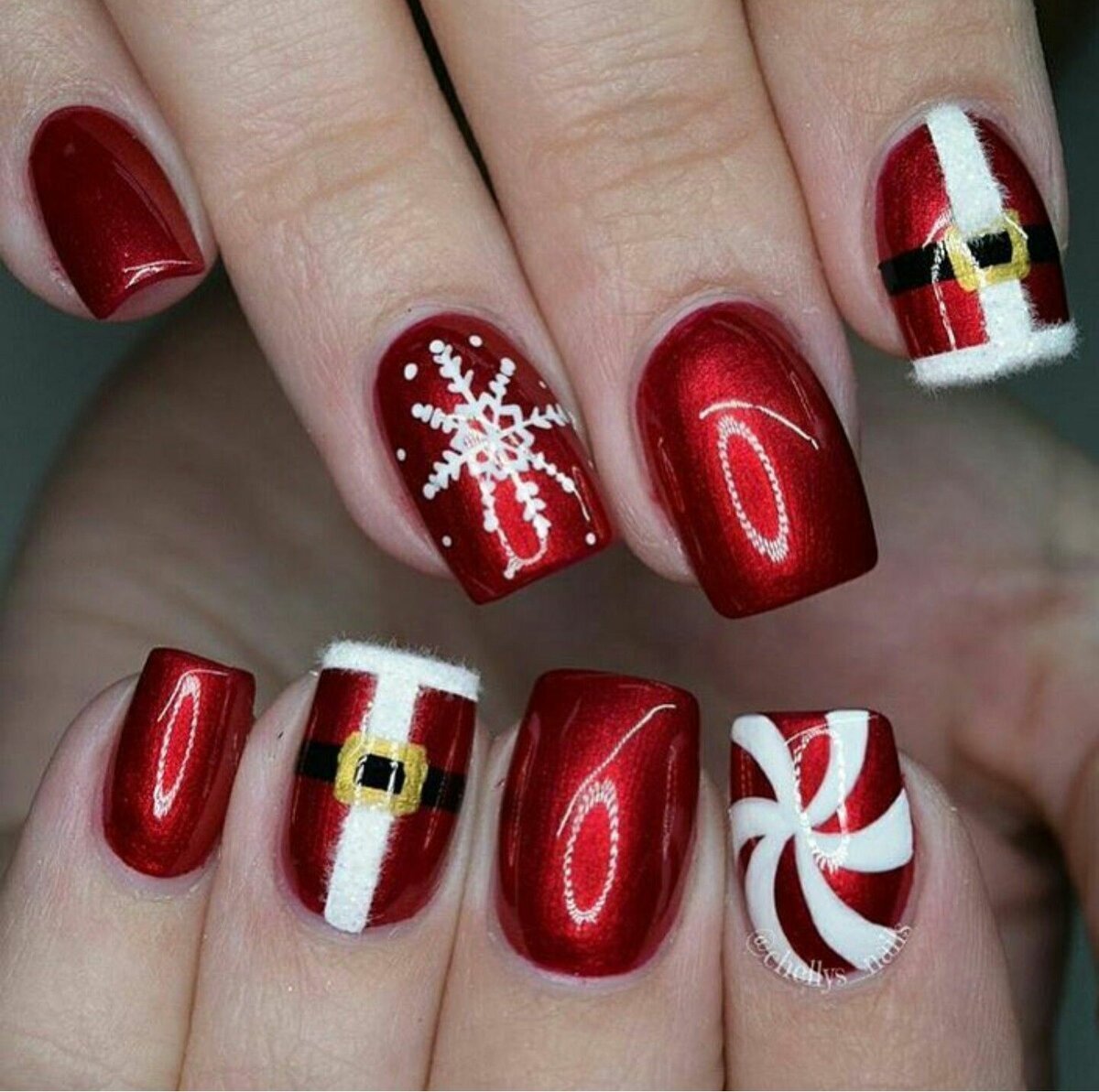 шеллак новогодний. яркий маникюр на новый год. легкий новогодний маникюр. новогодние ногти простенькие. красивые новогодние ногти.