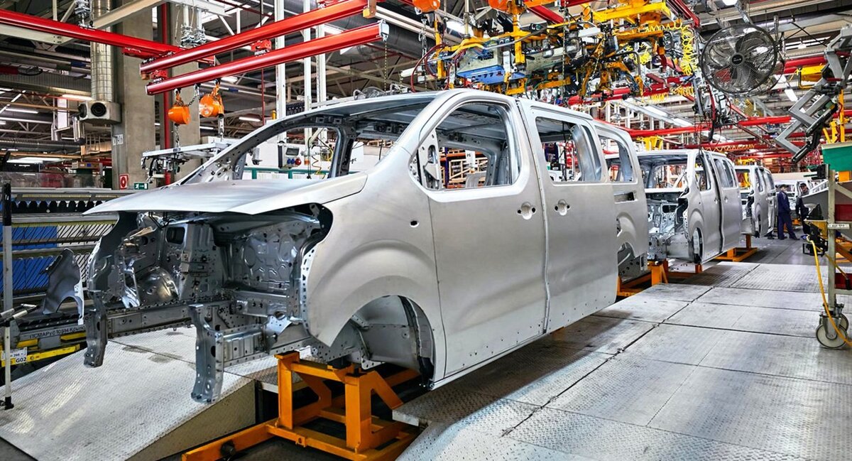 Источник фото: https://pic.rutubelist.ru/video/b2/3a/b23a7ff5c44b4f0efaa1af4012223b2c.jpg