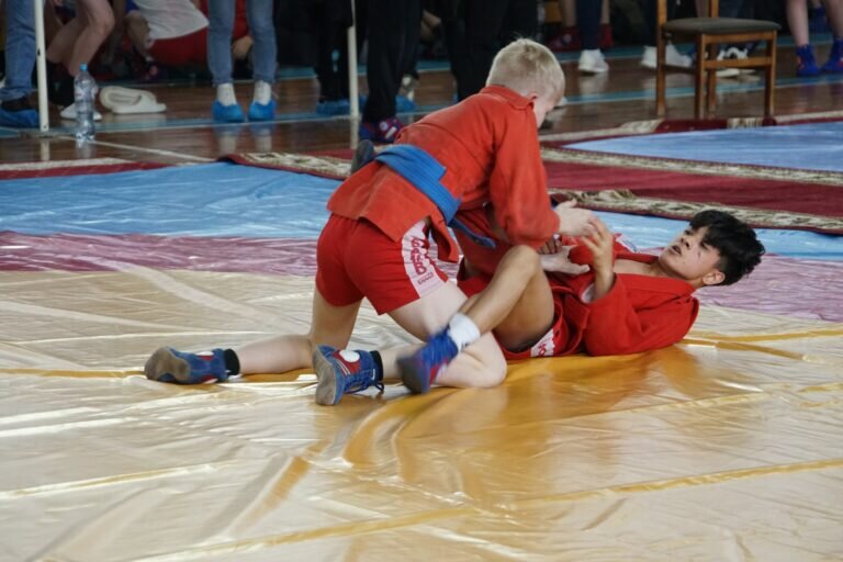    В Бузулуке прошел турнир по самбо на призы знаменитого тренера Александра Ульянина Андрей Севостьянов