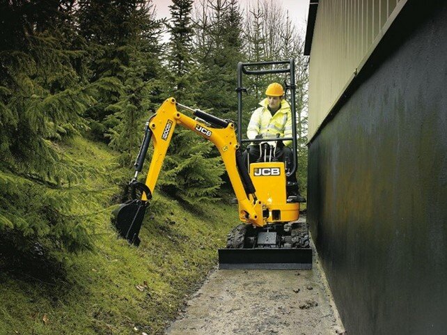 микро JCB