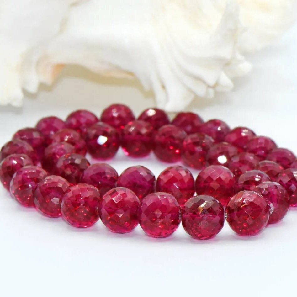 Шпинель. Фото из открытых источников