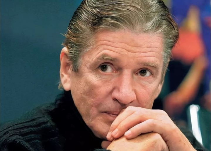 Абдулов отец. Абдулов отец. Саша абдулова. Абдулов отец. Композитор дробыш с улыбкой в молодости.