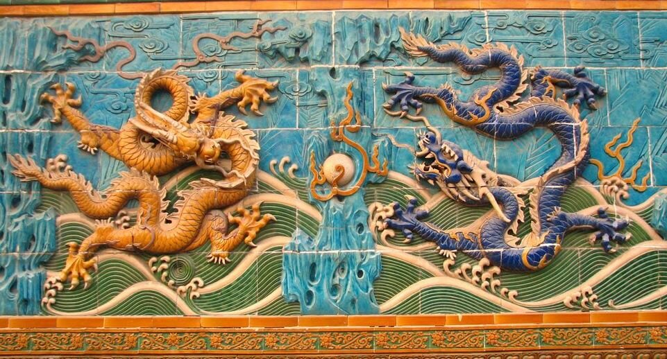 «Стена Девяти драконов», парк Бэйхай, Пекин📷
