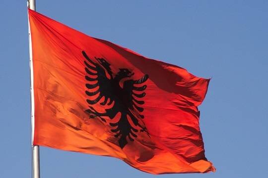    Новый посол Албании в Великобритании попал в страну нелегально