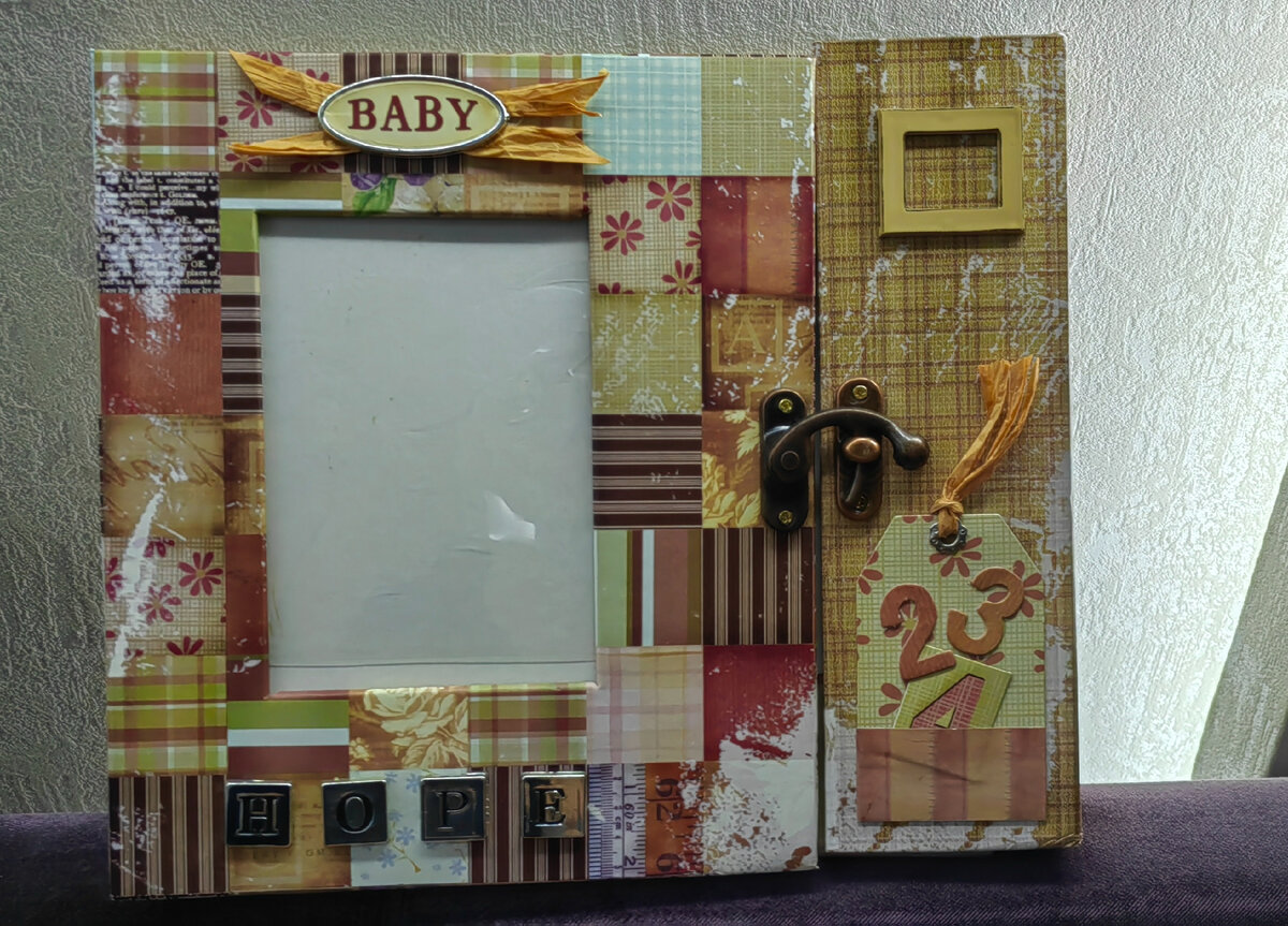 Альбом Саши достала наконец-то 😀