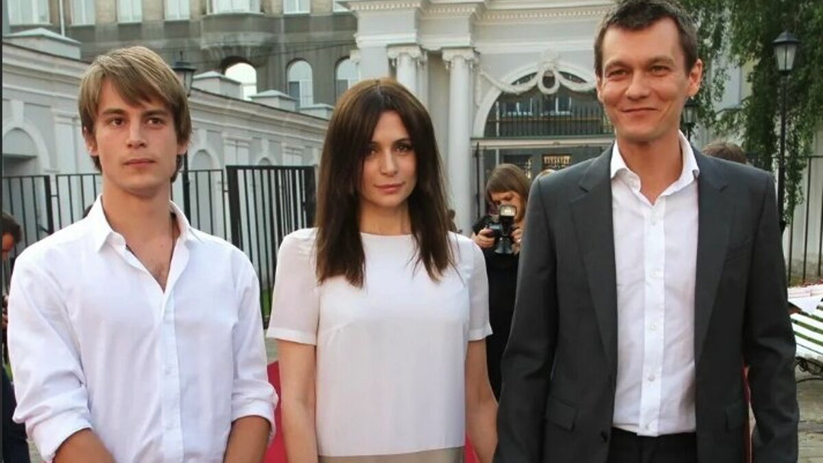 Супруги с сыном Иваном