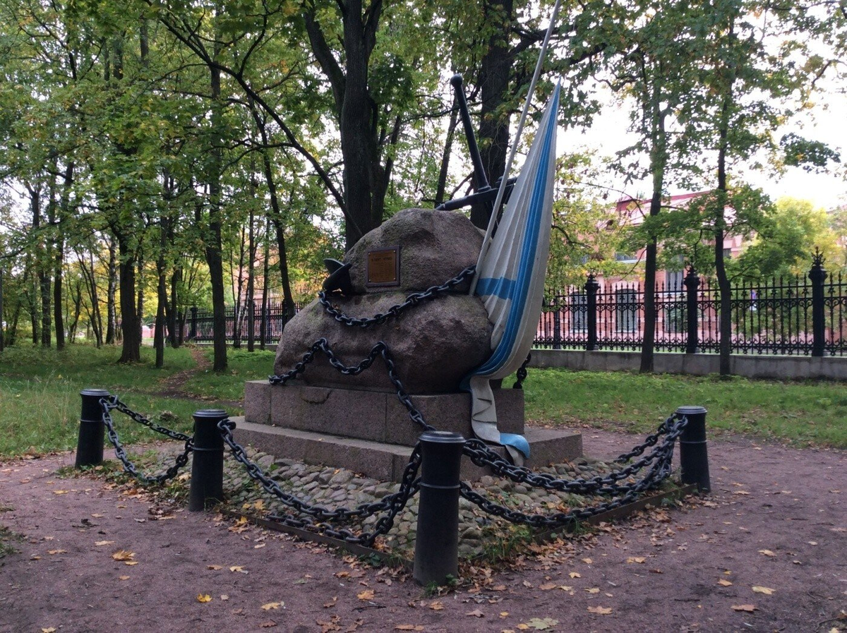 Предположительно 25 декабря 1861 года погиб в Индийском океане клипер «Опричник» под командованием капитан-лейтенанта П. А. Селиванова. В Кронштадте экипажу клипера установлен памятник.