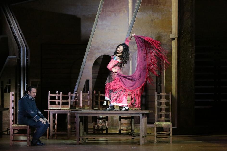 Сцена из оперы «Кармен». Большой театр