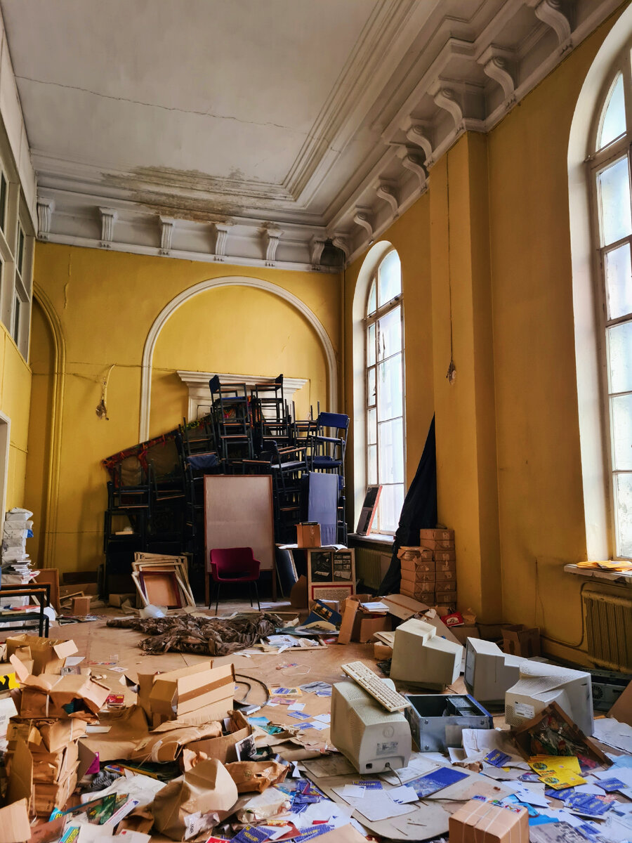 Фото: Парадная гостья