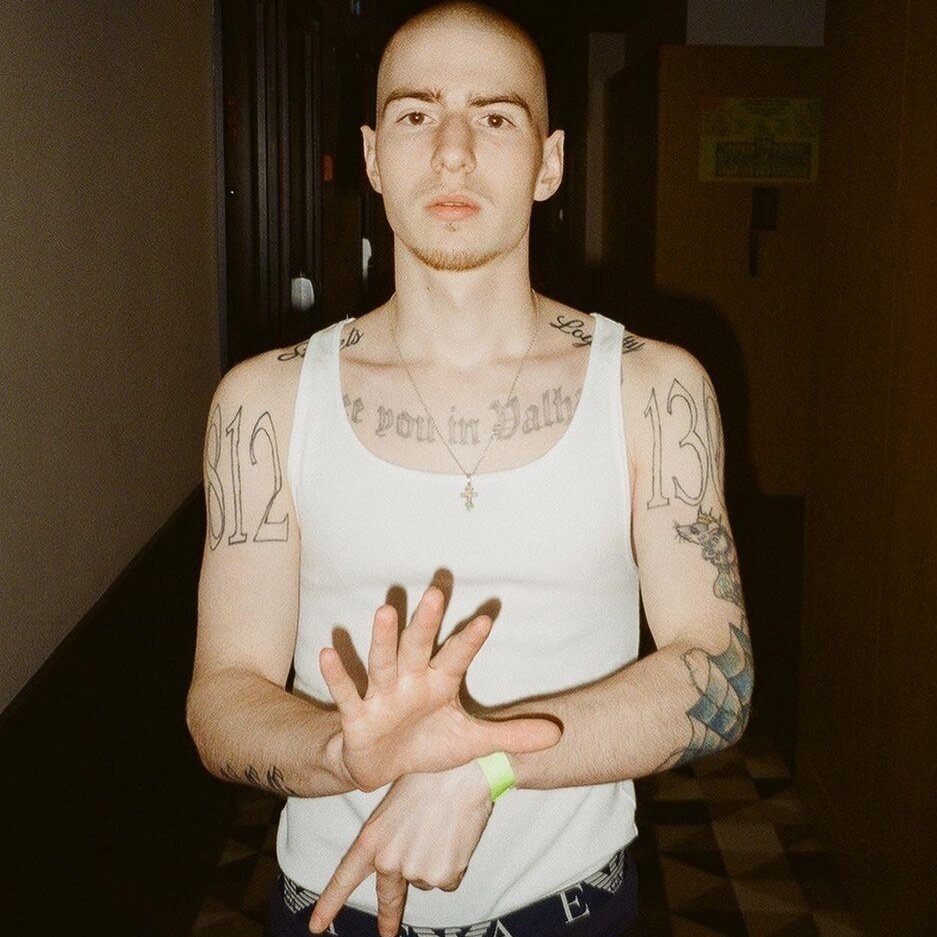 Friendly thugg. Cruiser Aurora friendly Thug 52 NGG. Friendly Thug 52 ТПП. Friendly Thug 52 NGG Calmer. Девушка friendly Thug