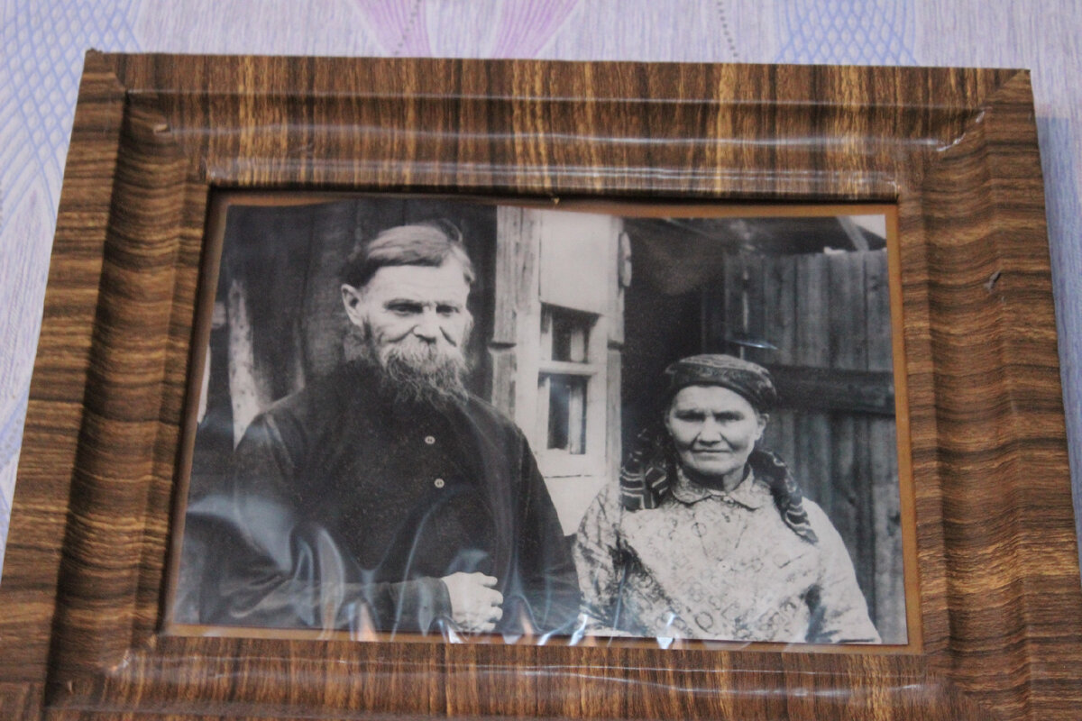 Самоил Андреевич Мамонтов с супругой