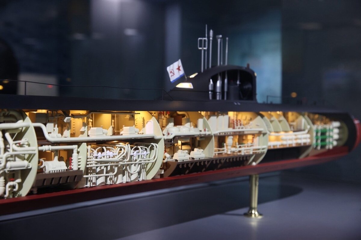 Макет первой отечественной АПЛ К-3 в музее КБ "Малахит" (входит в ОСК)