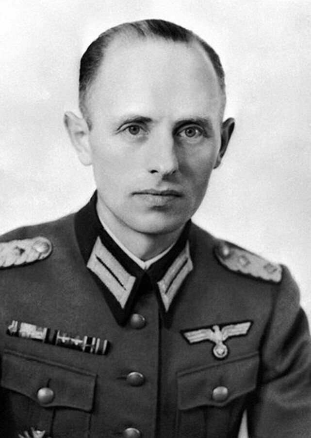 Рейнхард Гелен