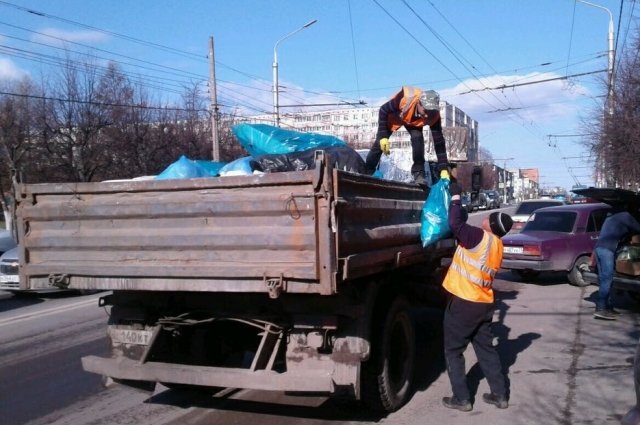    Сколько в Омской области трудовых мигрантов и откуда они?