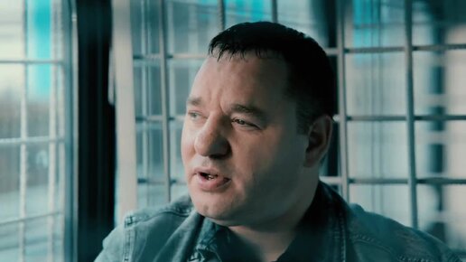 осуждать 1. осуждать 1. осуждать 1. освобождение из тюрьмы. взаимоотношения в коллективе.