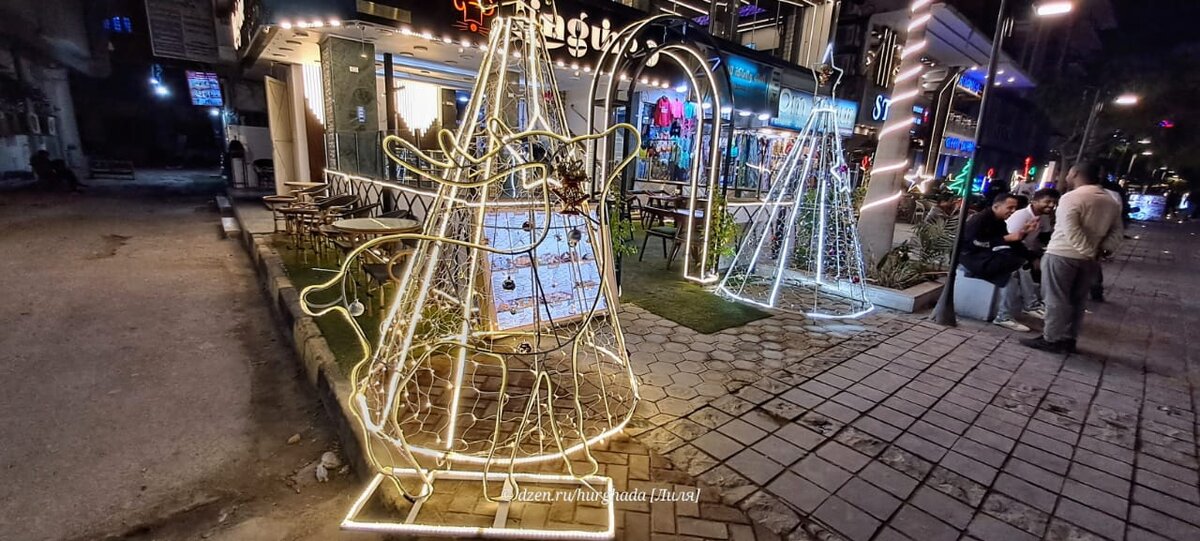 Фото автора канала для статьи на Дзен о том, как пережить развод.