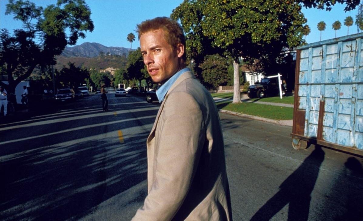 помни уцц в полный. роберт паттинсон тайлер хокинс. роберт паттинсон помни меня. роберт паттинсон помни меня 2010. роберт паттинсон помни меня.